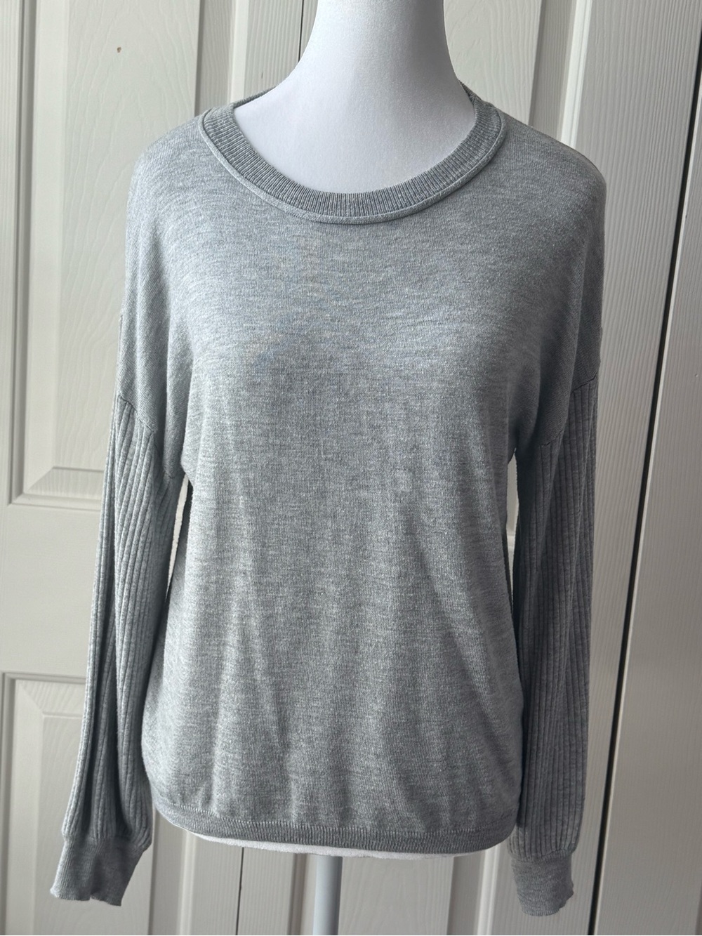 Magaschoni Light Gray Ribbed-Sleeve Crewneck Sweater